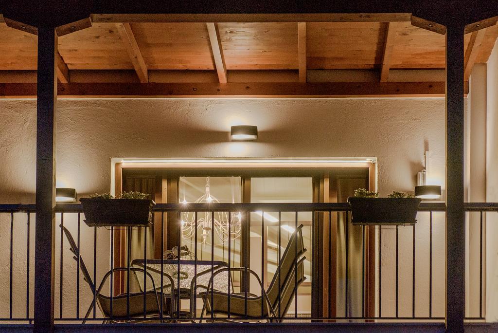 Armonia Lux Studios Иериссос Экстерьер фото